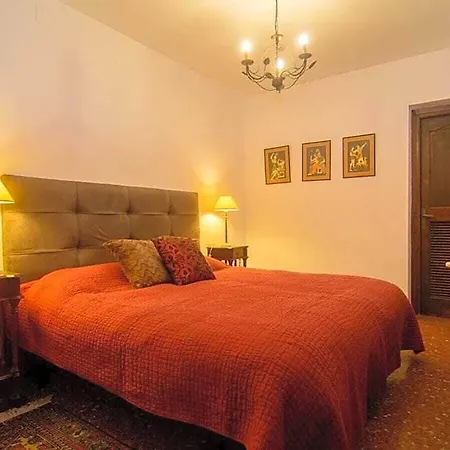 Villa Traditional House *